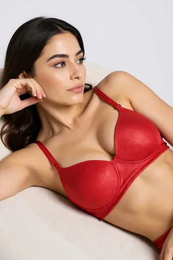 Buy Zivame Shimmering Secrets Padded Non Wired 3/4Th Coverage T-Shirt Bra - Emboldened