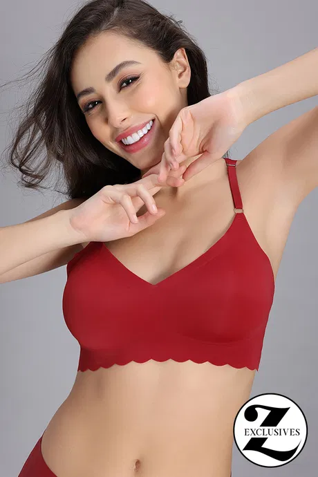 Zivame Seamless Collective Padded Non Wired 3/4Th Coverage Bralette - Red