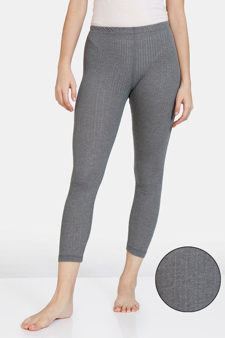 Buy online Mid Rise Solid Sports Capri from Capris & Leggings for Women by  Zivame for ₹480 at 52% off | 2024 Limeroad.com