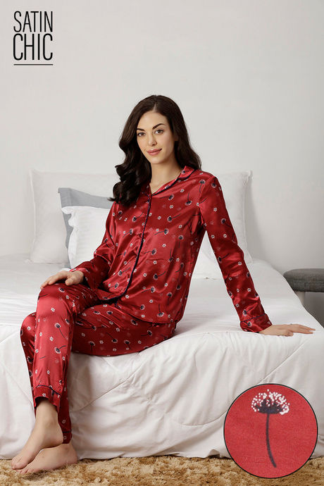 Buy Zivame Satin Chic Satin Pyjama Set Maroon N Print at