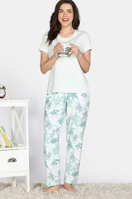 Zivame Nature Trails Knit Poly Pyjama Set - Antique White