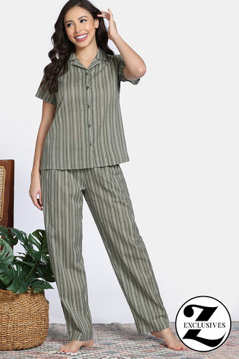 Zivame Woven Seersucker Sleep Pyjama Set - Four Leaf Clover