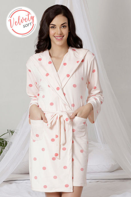Zivame Velvety Soft Hooded Butter-Soft Poly Knit Robe Pink N Print