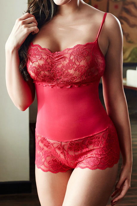 Zivame Lace Touch Slenderizing Bodysuit Tank-Fuchsia — image 3