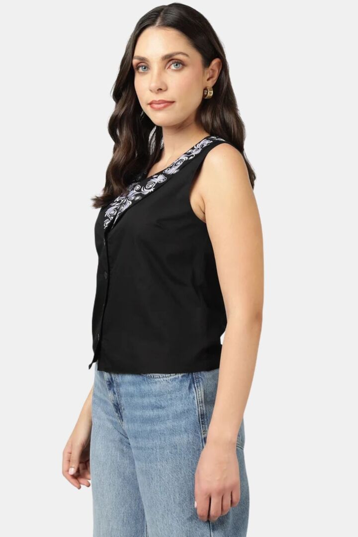 Sands of India Women Black Poplin Embroidered V-Neck Waistcoat - Black — image 4
