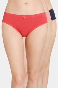 Red Nude Black