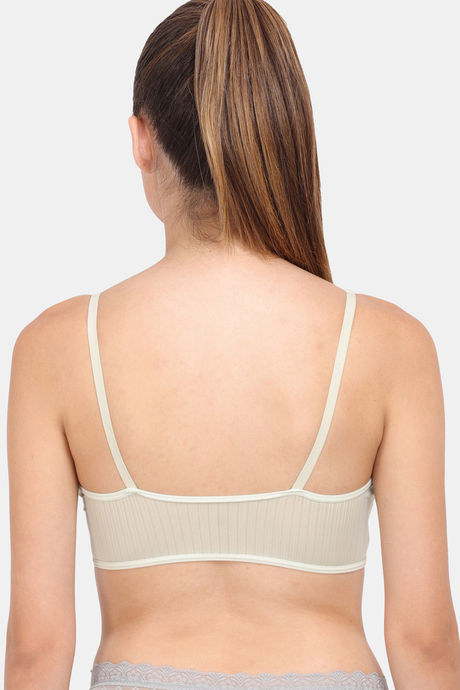 Amour Secret Slip On Sports Bra - Green — image 2
