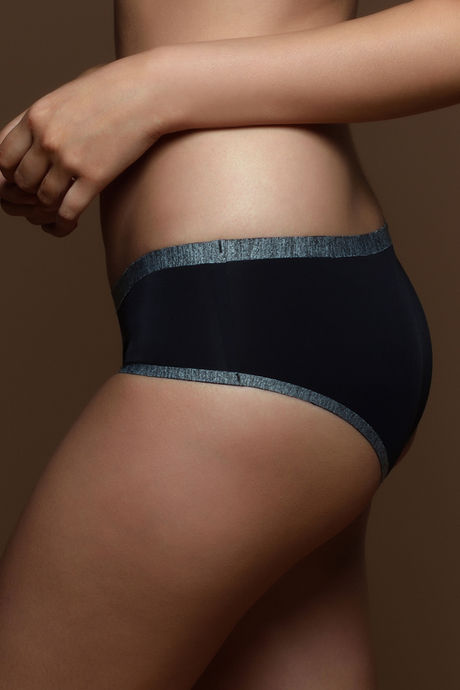 Zivame Three Fourth Coverage Low Rise Hipster Panty- Black — image 2