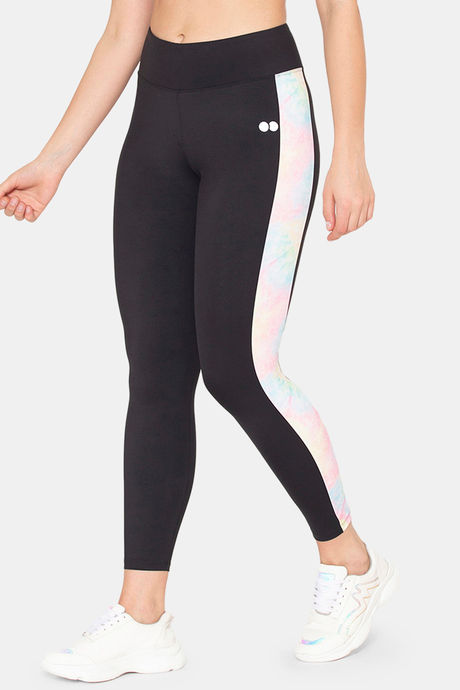 Clovia Snug Fit Active Ankle-Length Tights - Black — image 3