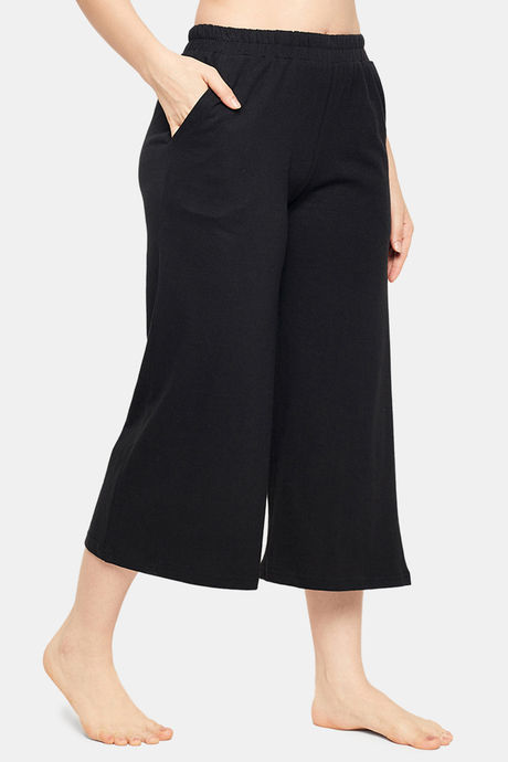 Clovia Cotton Capri - Black — image 2