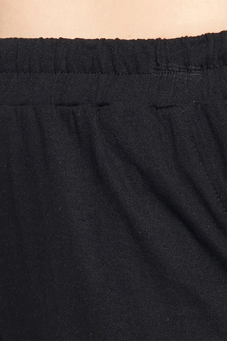 Clovia Cotton Capri - Black — image 7