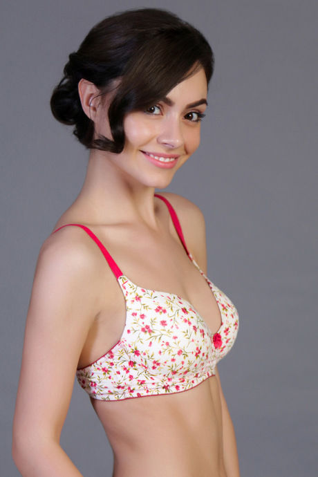 Rosaline Print On Spree Wirefree T-Shirt Bra-Pink Floral Print — image 2