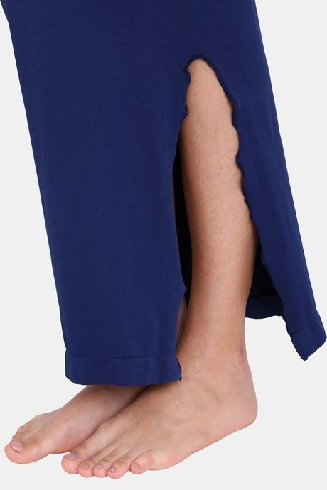 Red Rose Cotton Infused Medium Control Flared Saree Shapewear - Navy — image 6