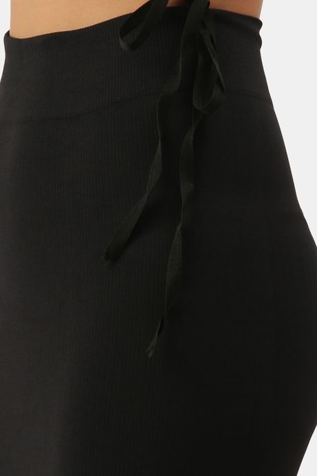 Red Rose Cotton Infused Medium Control Flared Saree Shapewear - Black — image 5