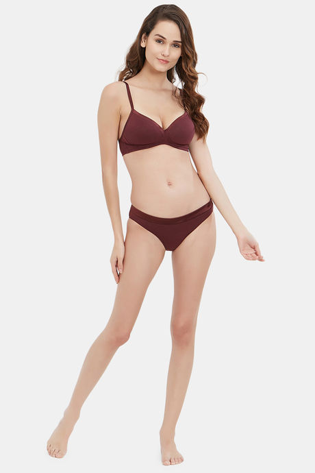 Soie Medium Coverage Padded Non-Wired Satin Panelled T-Shirt Bra - Coke — image 5