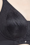 Soie Single Layered Non Wired Full Coverage T-Shirt Bra - Black — thumbnail 6