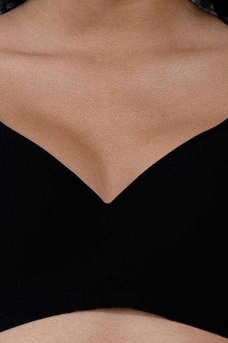 Soie Padded Non-Wired Medium Coverage T-Shirt Bra - Black — image 5