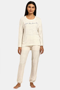 White - Dark Combination