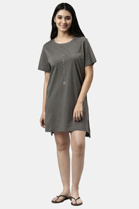 Ash Grey Rise Graphic