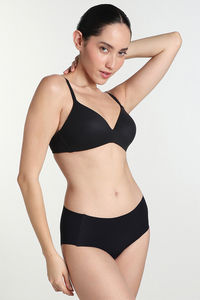 Wacoal Padded Non Wired Full Coverage T-Shirt Bra - Black — thumbnail 8