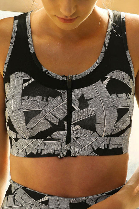 Zelocity Padded Front-Open Zipper Sports Bra - Grey — image 5