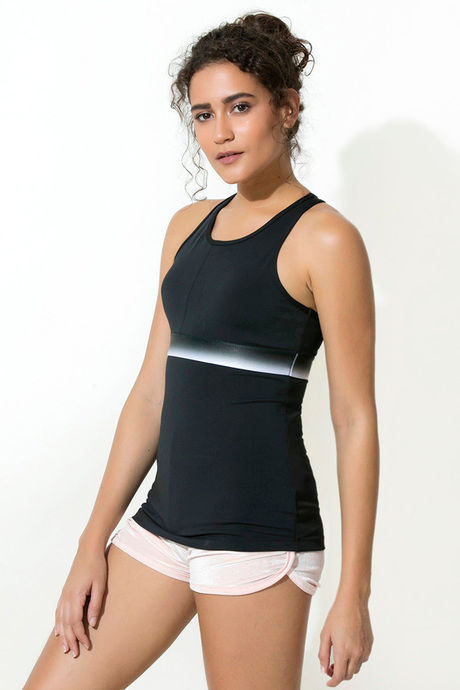 

Zelocity Skin Fit Tank Top Black, Blacks
