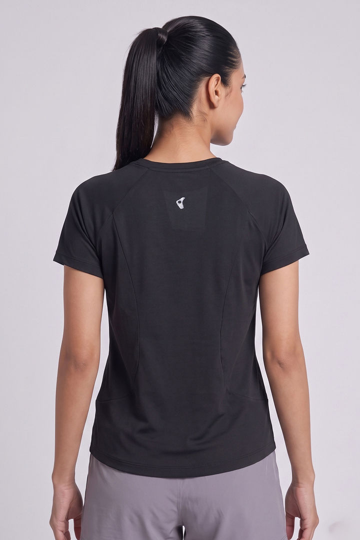 Zelocity Quick Dry Relaxed Top - Black Beauty — image 4