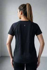 Zelocity Quick Dry Relaxed Top - Black Beauty — thumbnail 4