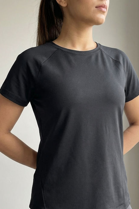 Zelocity Quick Dry Relaxed Top - Black Beauty — image 6