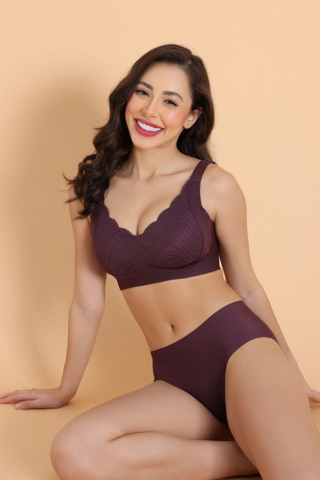 Zivame Freeform Padded Non Wired 3/4th Coverage Lace Bra - Fig — image 6