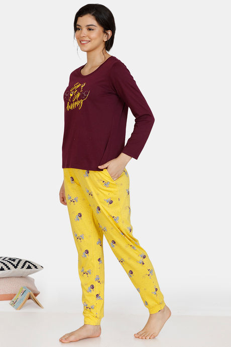 Zivame Queen Bee Cotton Pyjama Set - Yellow Maroon — image 2