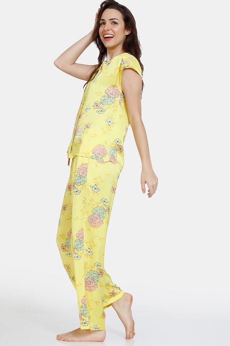 Zivame Paradise Garden Woven Pyjama Set - Aspen Gold — image 2