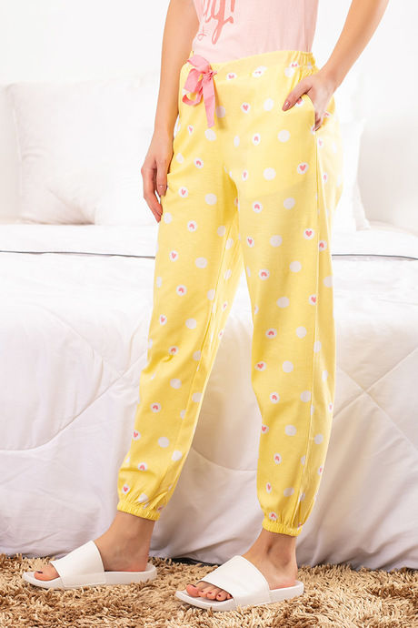 

Zivame Happy Go Cotton Knit Sleepy Pyjama Yellow N Print, Yellows