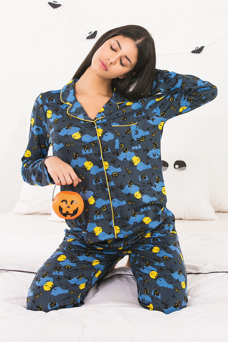Zivame Cotton CoZzzies Butter-Soft Poly Knit Pyjama Set- Blue N Print — image 4