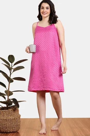 Zivame Checkered Sheen Woven Knee Length Nightdress - Pink Yarrow