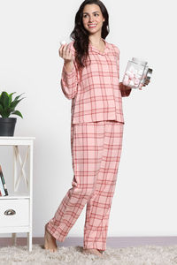 Zivame Checkered Charm Flannel Pyjama Set - Coral Cloud